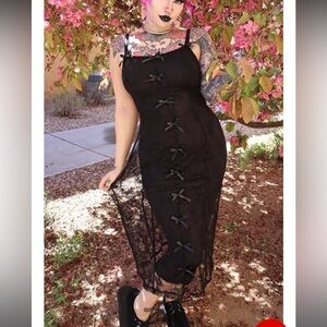 Obsidian Valentina Midi Dress